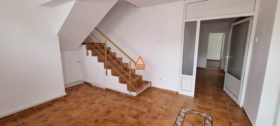 Casa / Vila - D+P+M - 280 mp , 740 mp teren - Sorogari , Aroneanu - 5