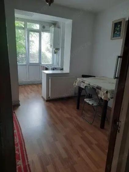 Camera de inchiriat ( doua camere ) - 2