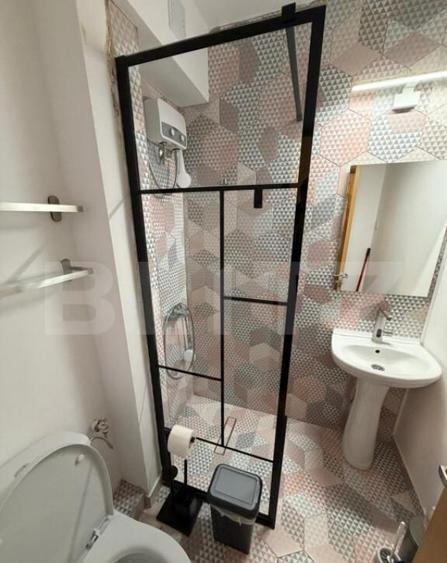 Garsoniera devanzare, 29 mp, zona Calea Bucuresti - 5