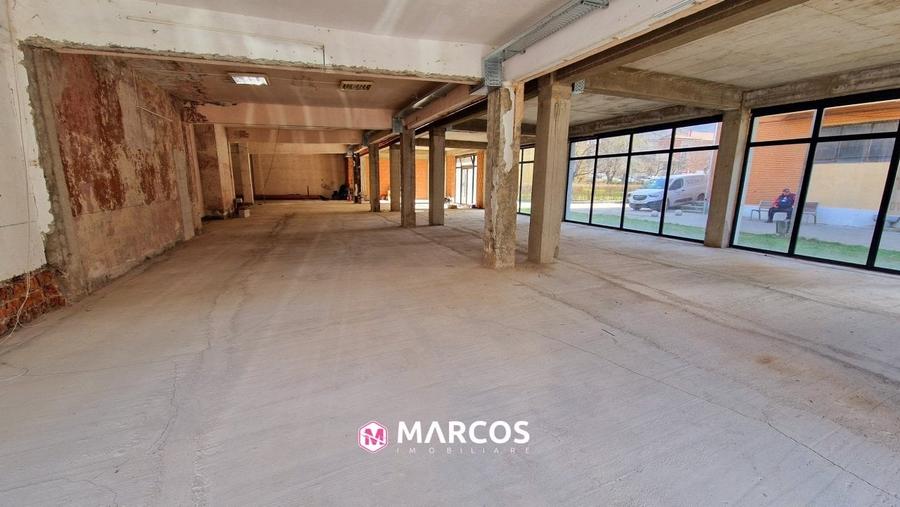 Spațiu comercial, de 511 mp, în Central