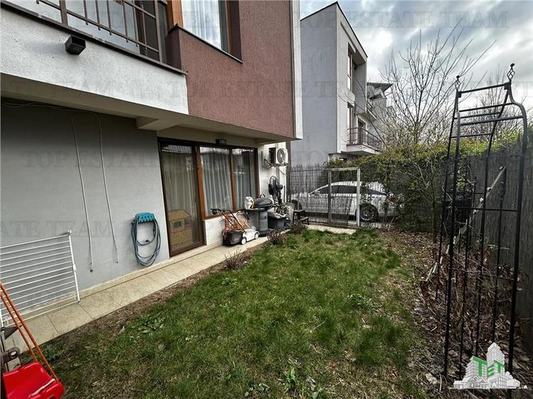 Duplex cu 3 camere cu Canalizare în Mogoșoaia