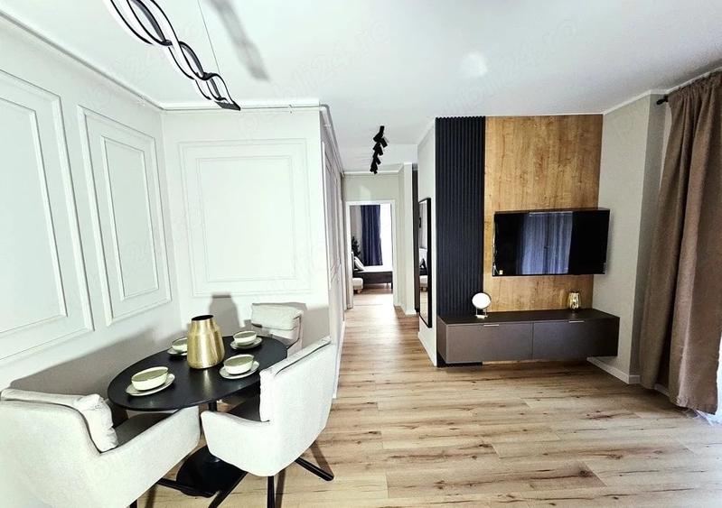 Apartament cu 3 camere semidecomandat, mobilat în Florești