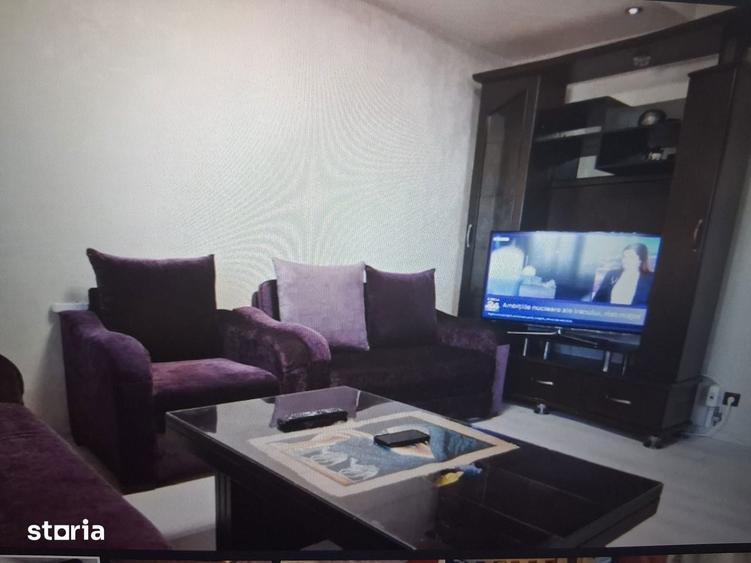 Apartament cu 2 camere decomandat în Obor
