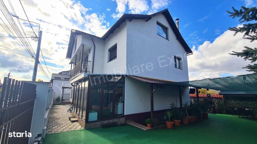 Casă cu 4 camere în Central