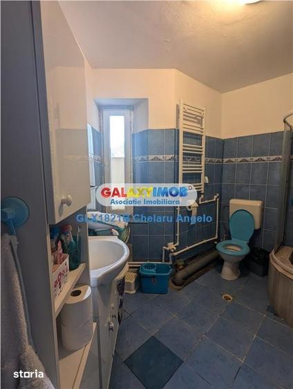 Apartament cu 6 camere în Centrul Civic — fotografia 1