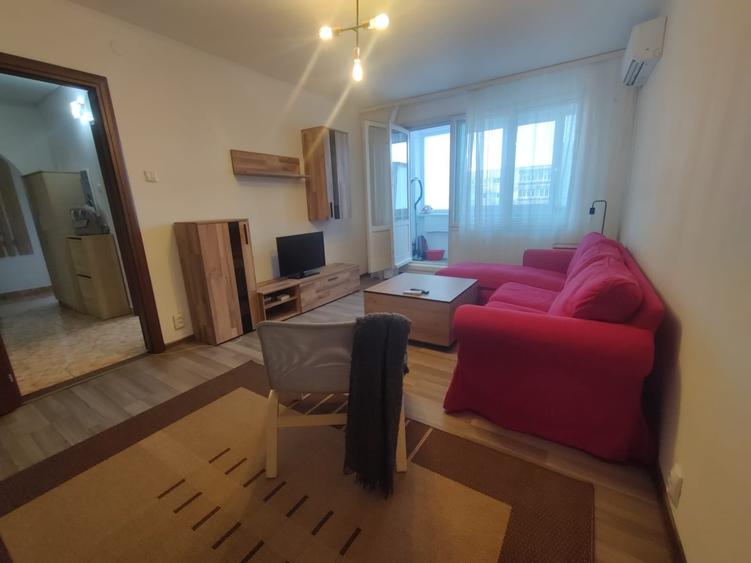 Apartament cu 2 camere decomandat în Militari