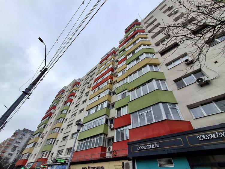 Apartament cu 4 camere decomandat în Rahova