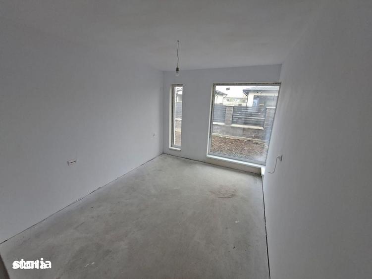 Casă cu 3 camere în Berceni