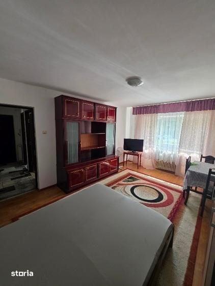 Garsonieră decomandată în Zona industrială