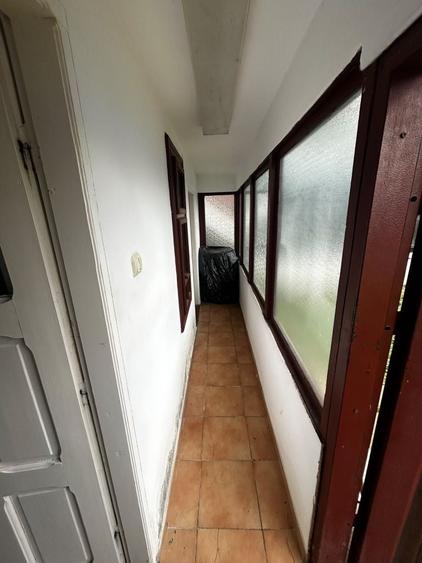 Casă cu 3 camere în Central