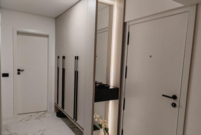 Apartament cu 2 camere decomandat, mobilat în Berceni