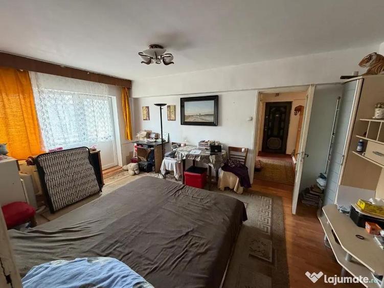 Apartament cu 2 camere semidecomandat în Central