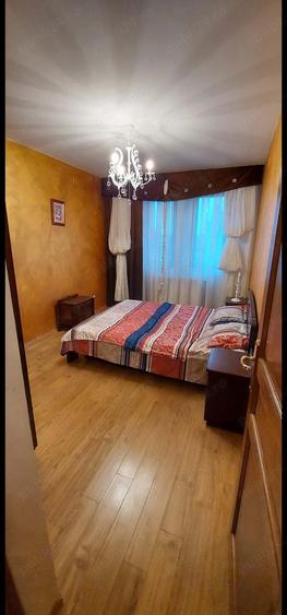 Inchiriez apartament central 380 eur luna sau 200 lei zi - 4