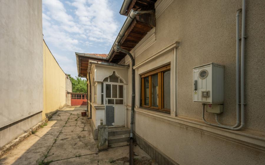 CHIAJNA - CASA RENOVABILA 129 MP, LOT 690 MP! - 14