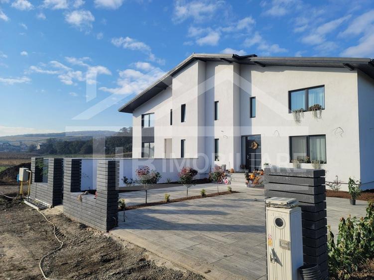 Casa cu 4 camere, 119 mp, Zona Voiniceni - 1