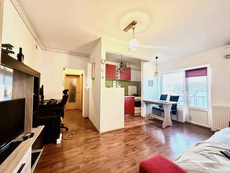 Apartament 2 camere, 49 mp utili, etaj  5 - Aradului - 2