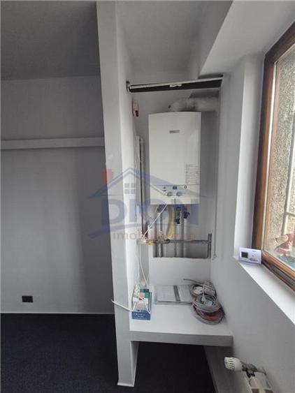 BIROU 3 CAM, TINERETULUI - 4