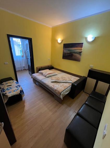 Daci, str Hasdeu, garsoniera decomandata, gaze. - 1