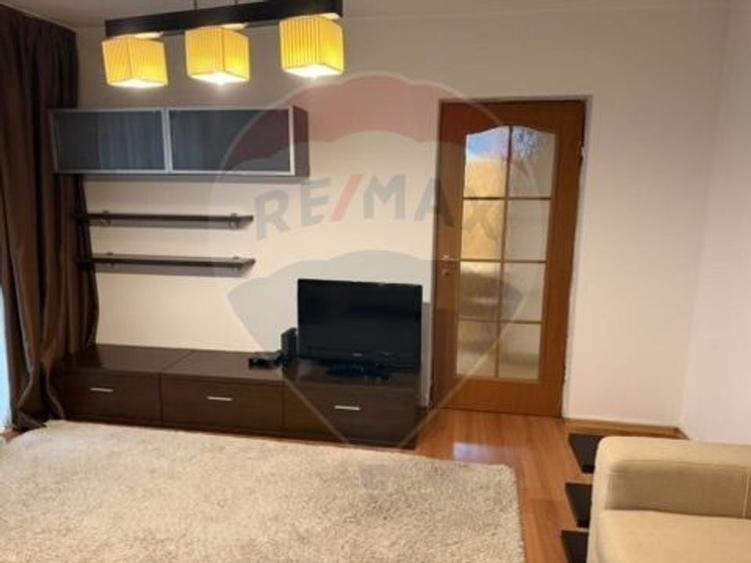 VANZARE Apartament cu 2 camere in zona Favorit / Drumul Taberei - 7