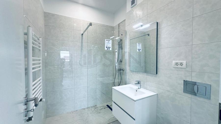 REA1028000 Studio de vanzare 60 mp in Balotesti - 4