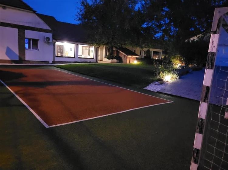 RECO  Casa Moderna  in Cartierul  Episcopia - 9