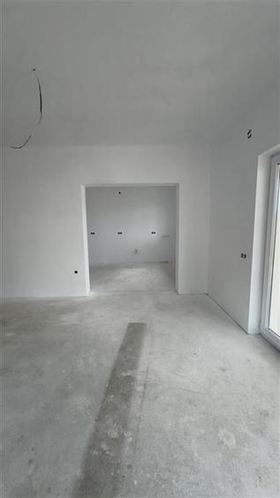 RECO casa 3 camere - 7