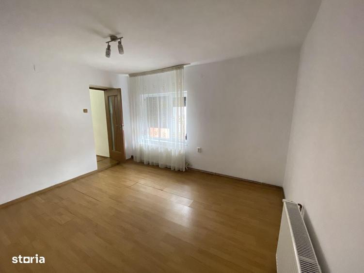 Casa, construita 2004, pre? 122000 neg str Doroban?i - 15