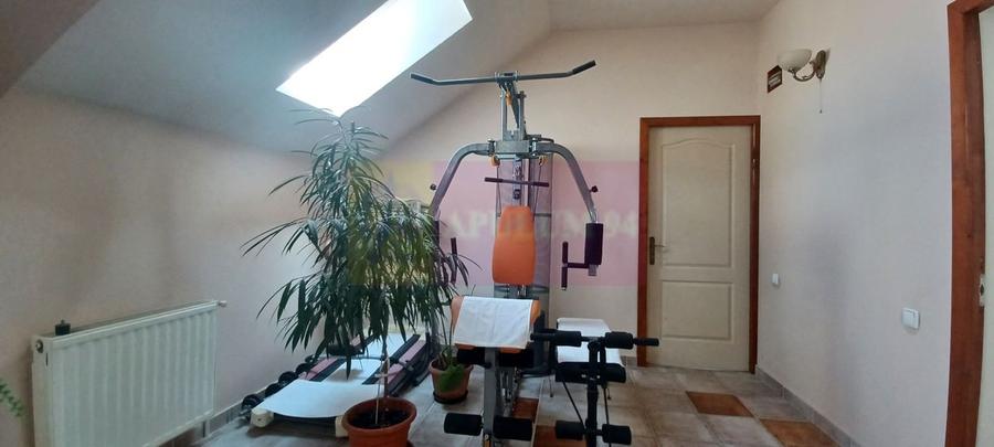 Joița, vilă 5 camere 187 mp utili + garaj, terasă, pivniță, curte 578 - 9