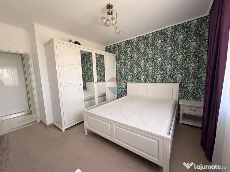 Apartament cu 3 camere decomandat în Lotus