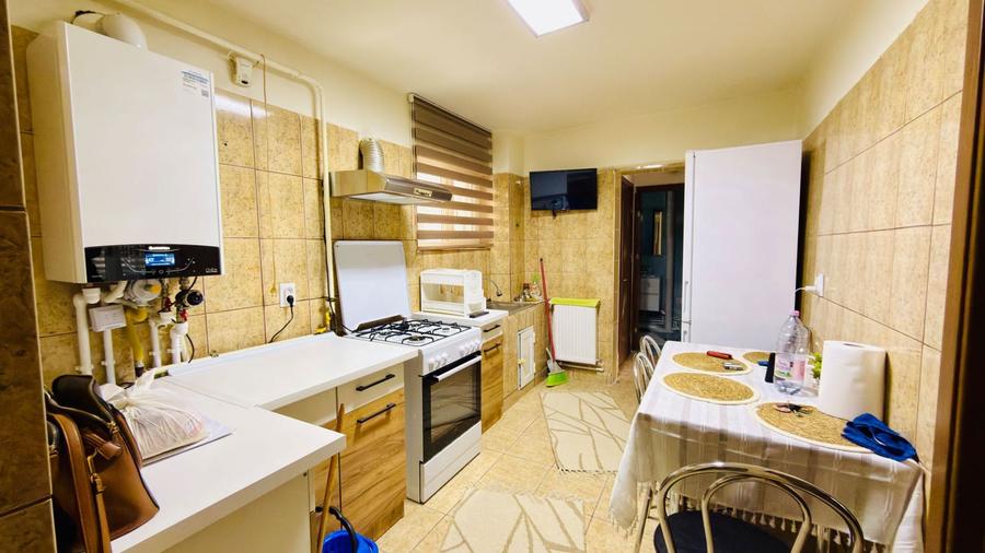 Inchiriere Apartament 3 camere - 2