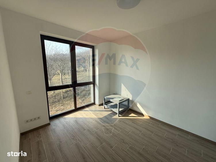 De vanzare Casa noua cu 4 camere, teren 1190 mp Cartier Podgoria - 1