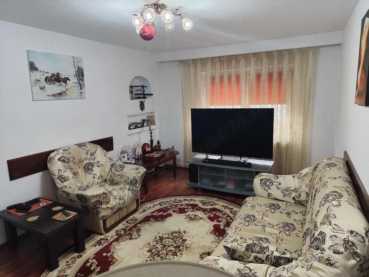 Vind apartament 3 camere confort zero - 1