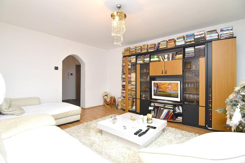 VANZARE APARTAMENT 3 CAMERE CALEA CALARASILOR – HYPERION - 2