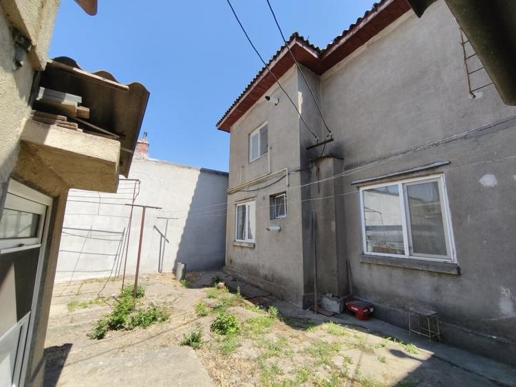 Exclusivitate Vanzare Cladire S+P+1 Faleza Nord cu teren 338 mp. - 19