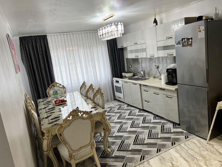 Salut vand apartament 2 camere 2 baii un salon si bucatarie - 5