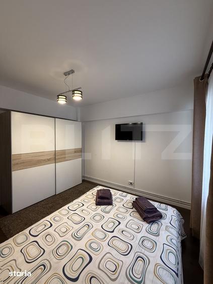 Apartament cu 3 camere decomandat, mobilat în Central