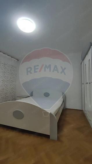 De inchiriat apartament 3 camere spatios etaj 1 Splaiul Crisanei - 17