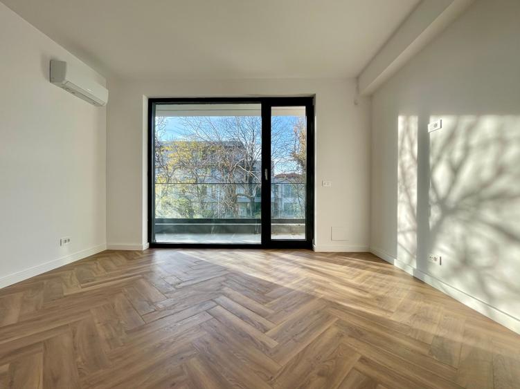 Vanzare Vila 250 mp 6 camere 4 bai, sauna, finisaje premium | Iancu Nicolae - 12