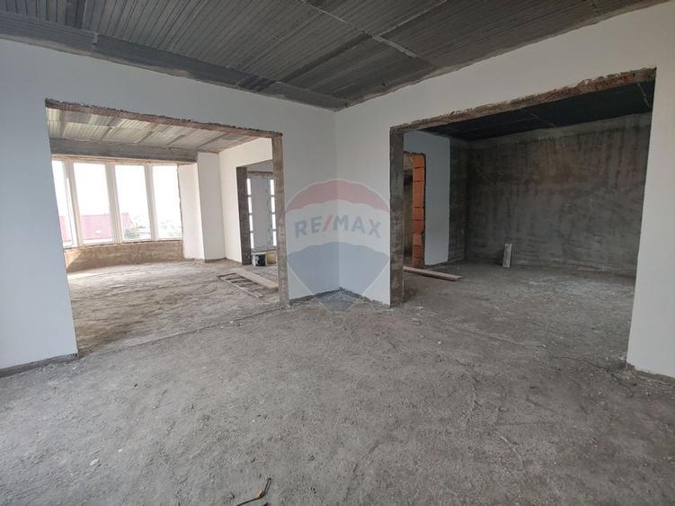 Casa / Vila individuala cu 560 mp teren, de vanzare in Scheia, Suceava - 31