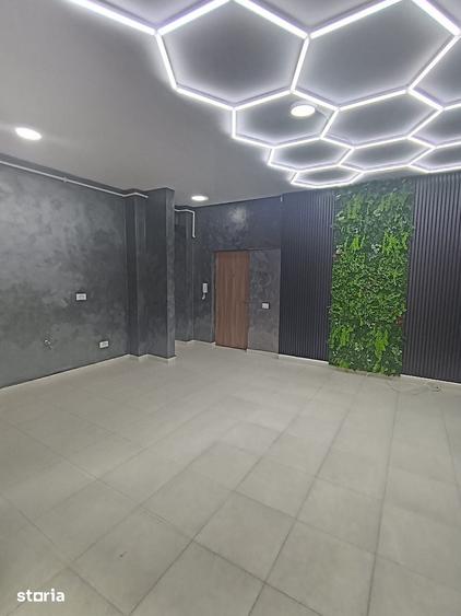 Spațiu comercial, de 42 mp, în Chiajna