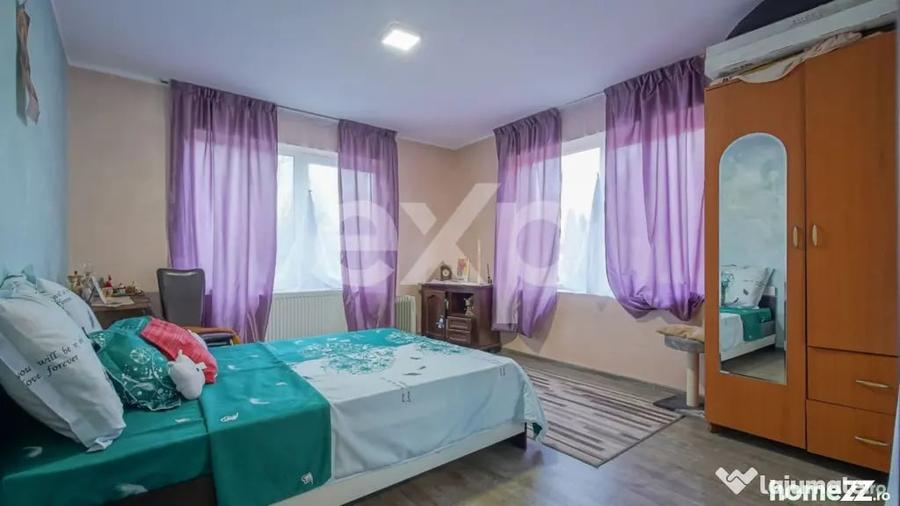 Casă cu 7 camere cu Teren 698 Mp în Dâmbul Morii
