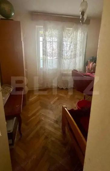 Apartament de vanzare, cu 3 camere, zona Tudor - 4