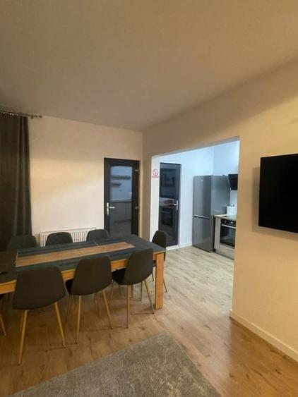 VAND COMPLEX TURISTIC IN BRAN LANGA PARTIA DE SCHI ZANOAGA - 32