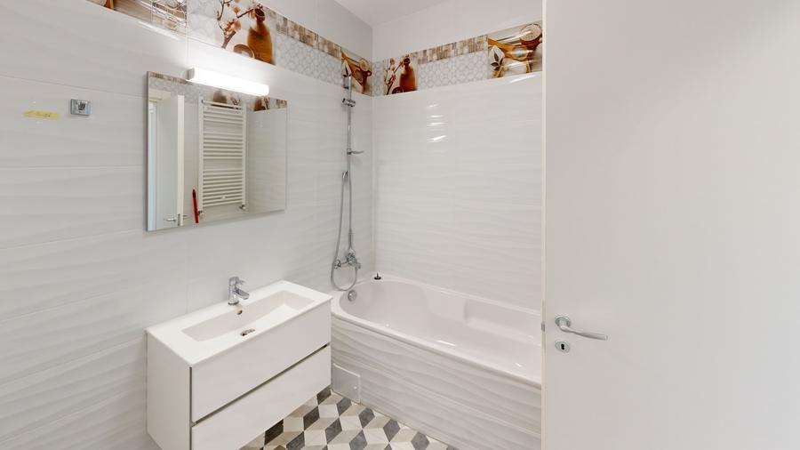 apartament 2 camere , bloc nou, zona ultracentrala - 5