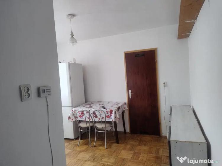 Vand garsoniera in Deva et. 2 Dacia - 2