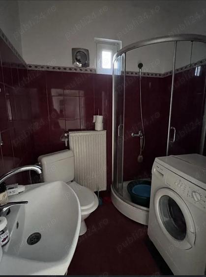 Proprietar vand casa cu doua camere, pe strada Parcului - 6