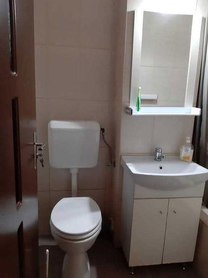 Inchiriez apartament 2 camere Rogerius - 2