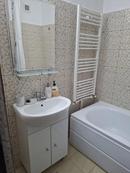 Inchiriez garsoniera - 4