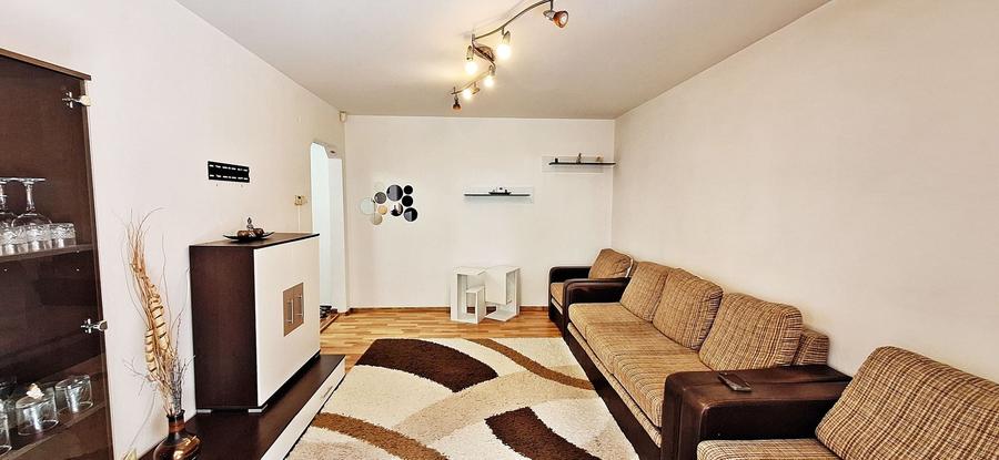 Racadau, la poalele Tampei, apartament 3 camere mobilat/utilat 600Euro - 1