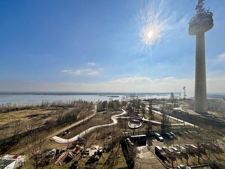 Apartament 3 camere dec in Galati Micro 21 vedere la Dunare langa turn - 10